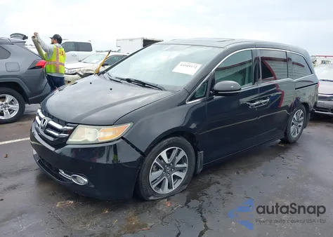 2015 Honda Odyssey Touring/Touring Elite z USA, uszkodzony, nr VIN 5FNRL5H95FB017451